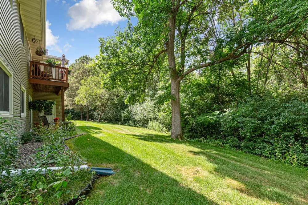 18450 Creeks Bend Drive Minnetonka, MN 55345
