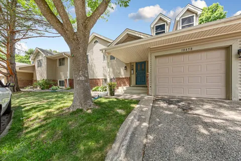 18450 Creeks Bend Drive