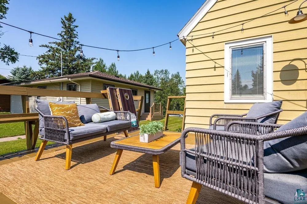 32 Laurel Avenue Superior, WI 54880