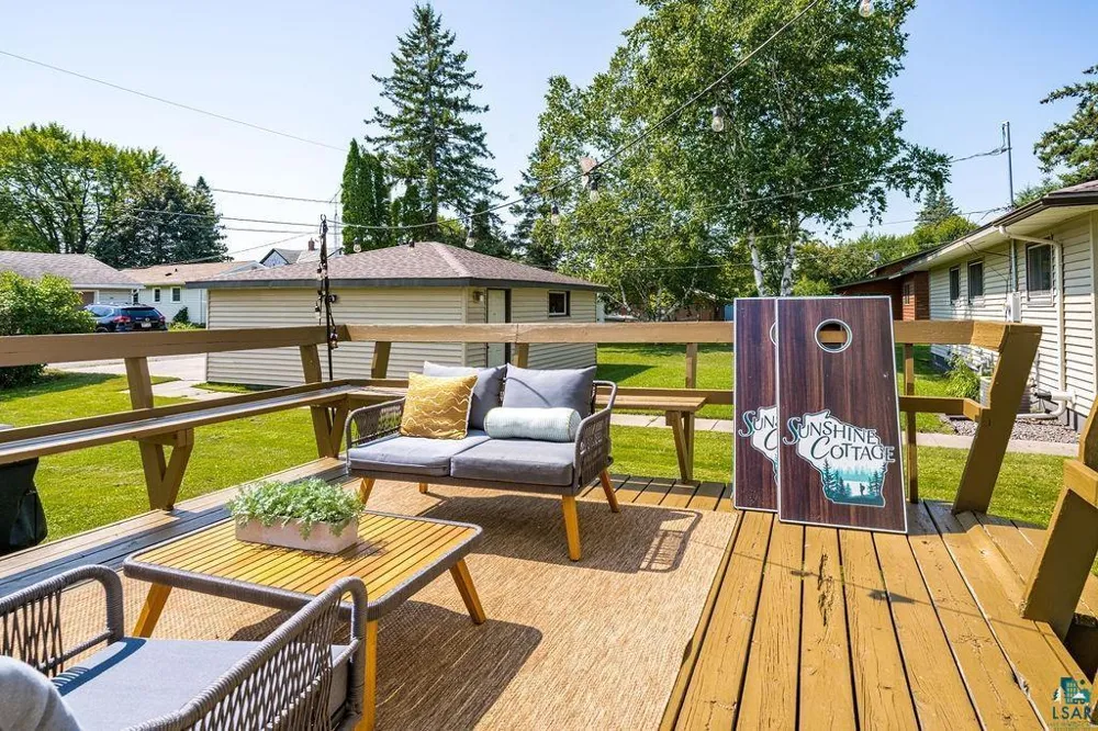 32 Laurel Avenue Superior, WI 54880