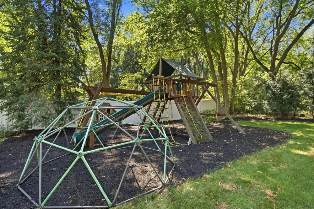 7610 Heritage Road Eden Prairie, MN 55346