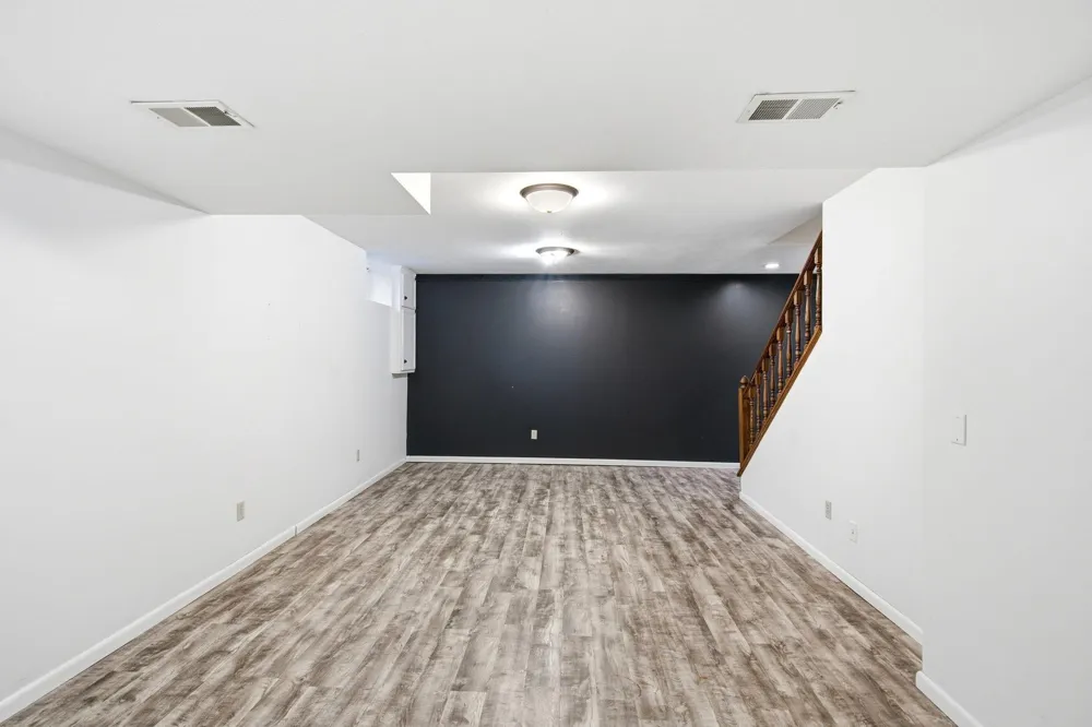 7610 Heritage Road Eden Prairie, MN 55346