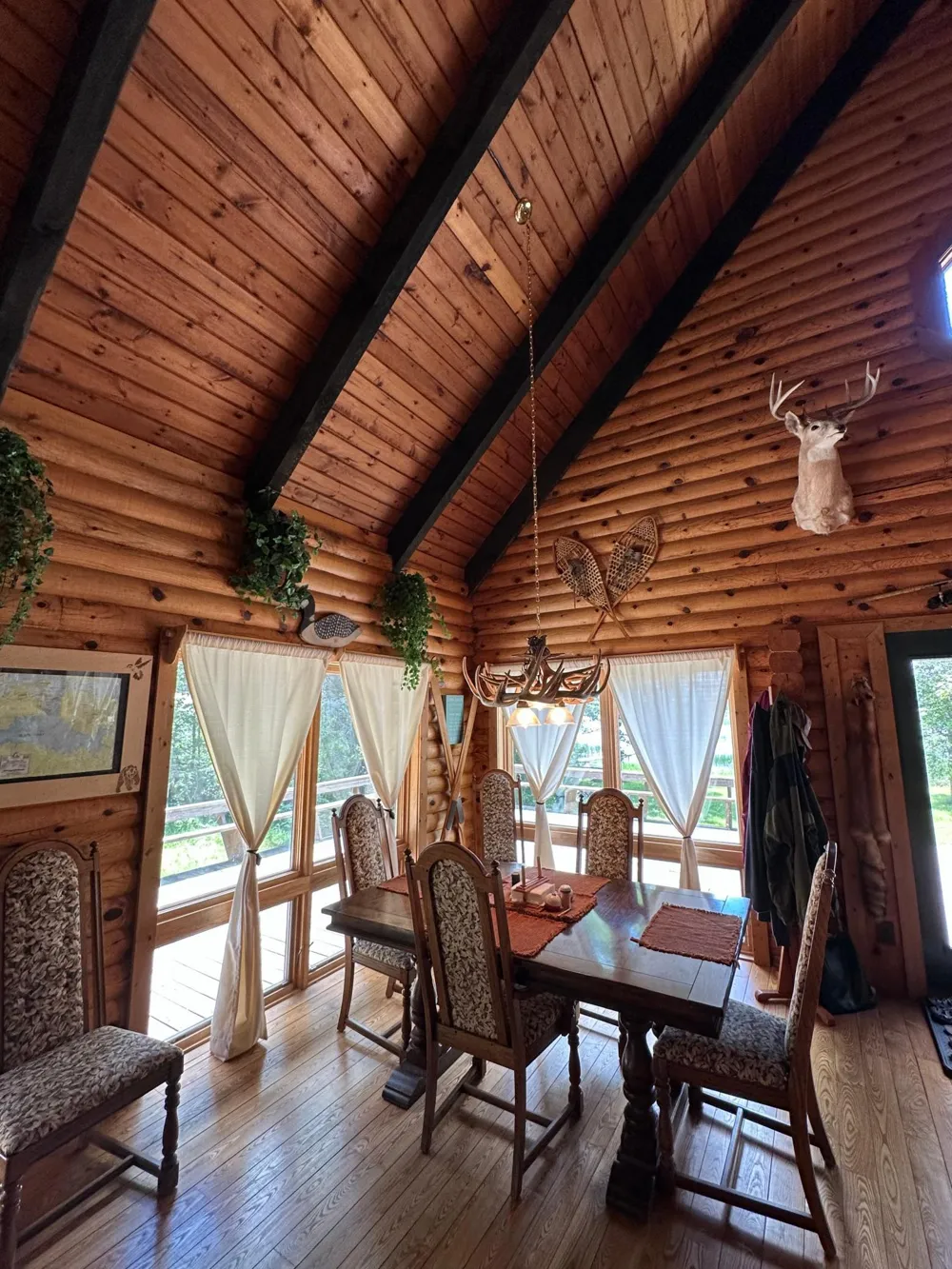 1909 Lynx Island International Falls, MN 56649