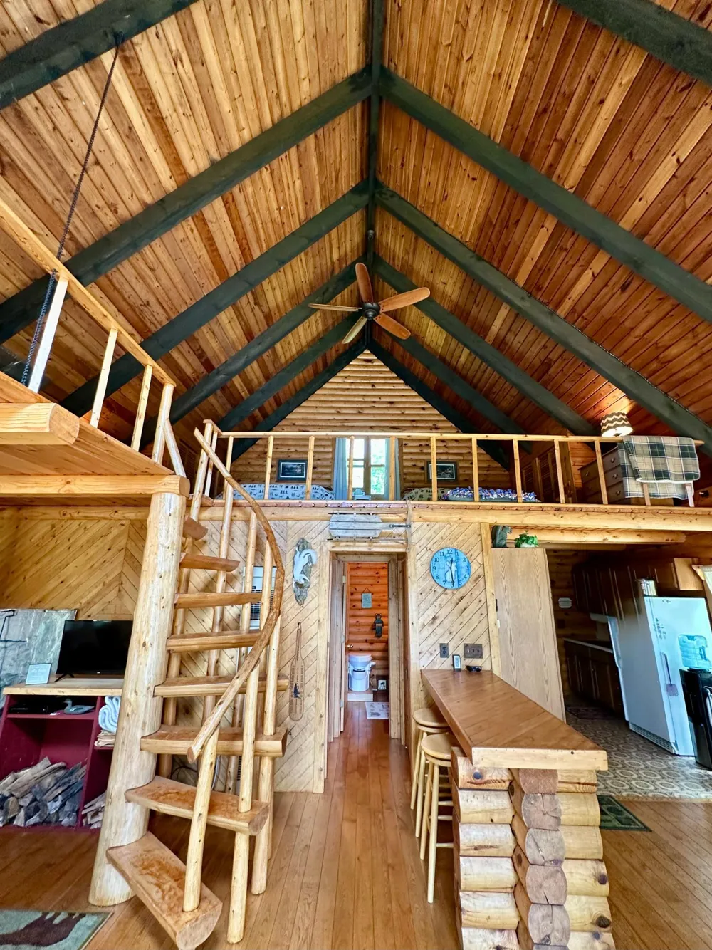1909 Lynx Island International Falls, MN 56649