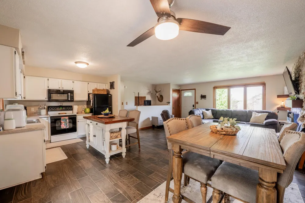 1127 5th Street E Altoona, WI 54720