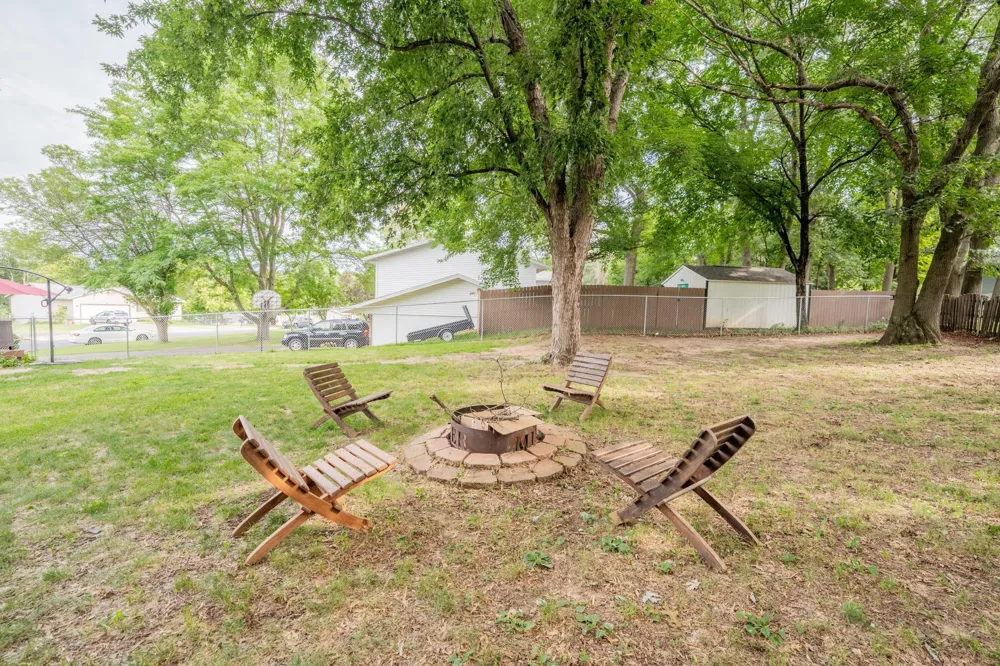 1127 5th Street E Altoona, WI 54720