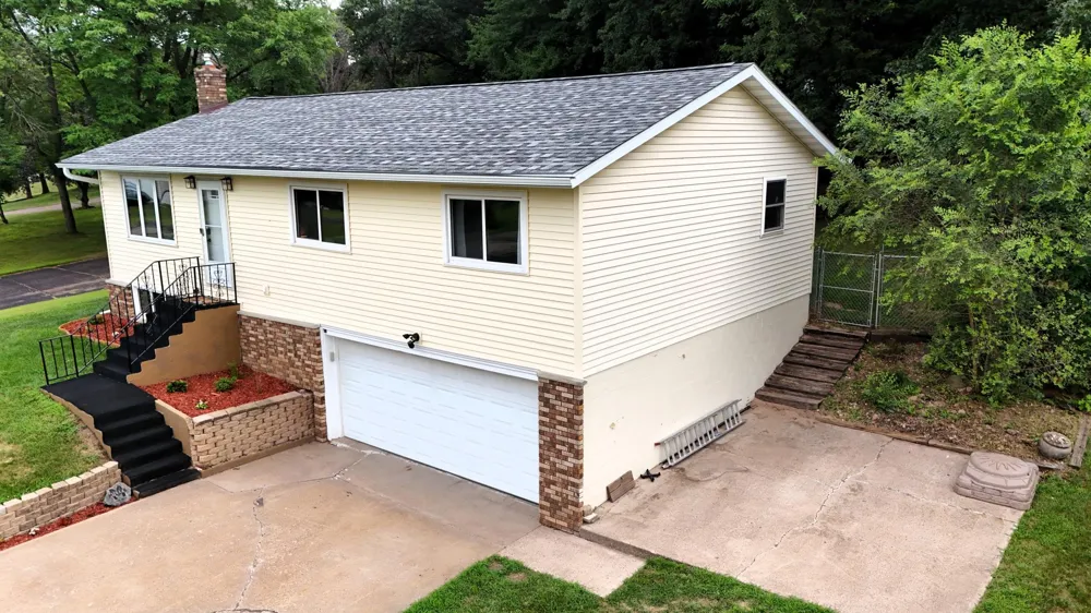 1127 5th Street E Altoona, WI 54720