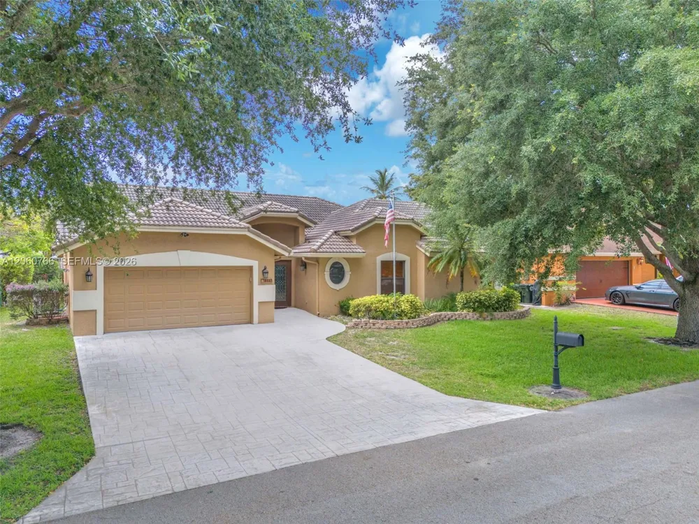 5143 NW 42nd Ter Coconut Creek, FL 33073