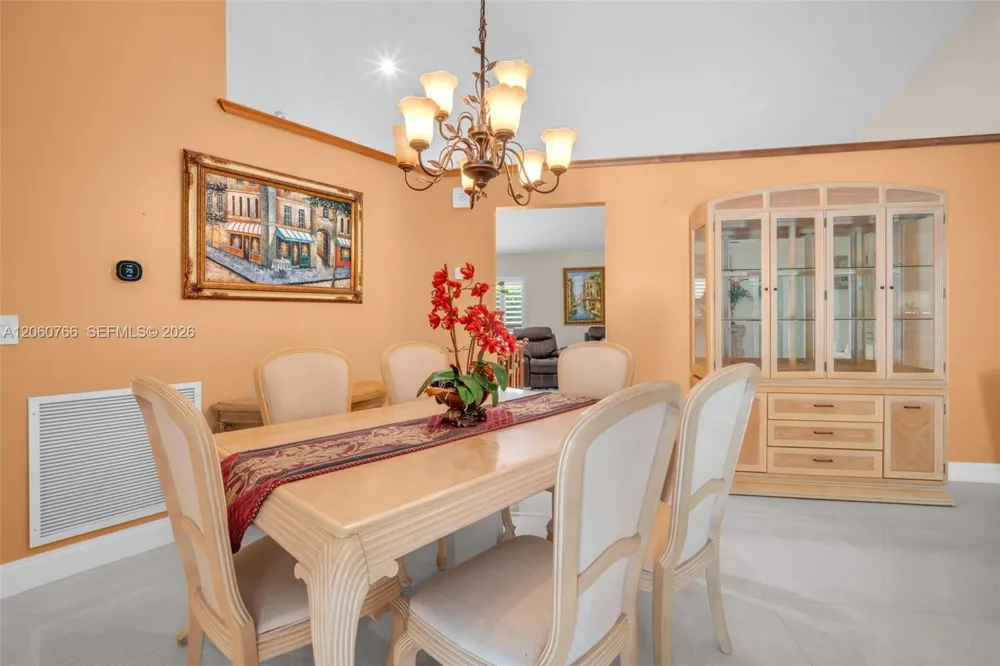 5143 NW 42nd Ter Coconut Creek, FL 33073