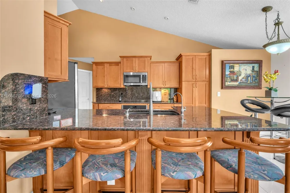 5143 NW 42nd Ter Coconut Creek, FL 33073