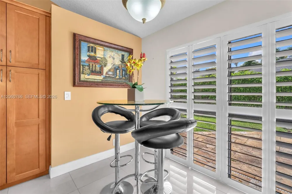 5143 NW 42nd Ter Coconut Creek, FL 33073