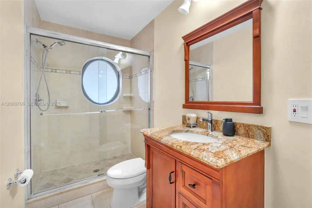 5143 NW 42nd Ter Coconut Creek, FL 33073