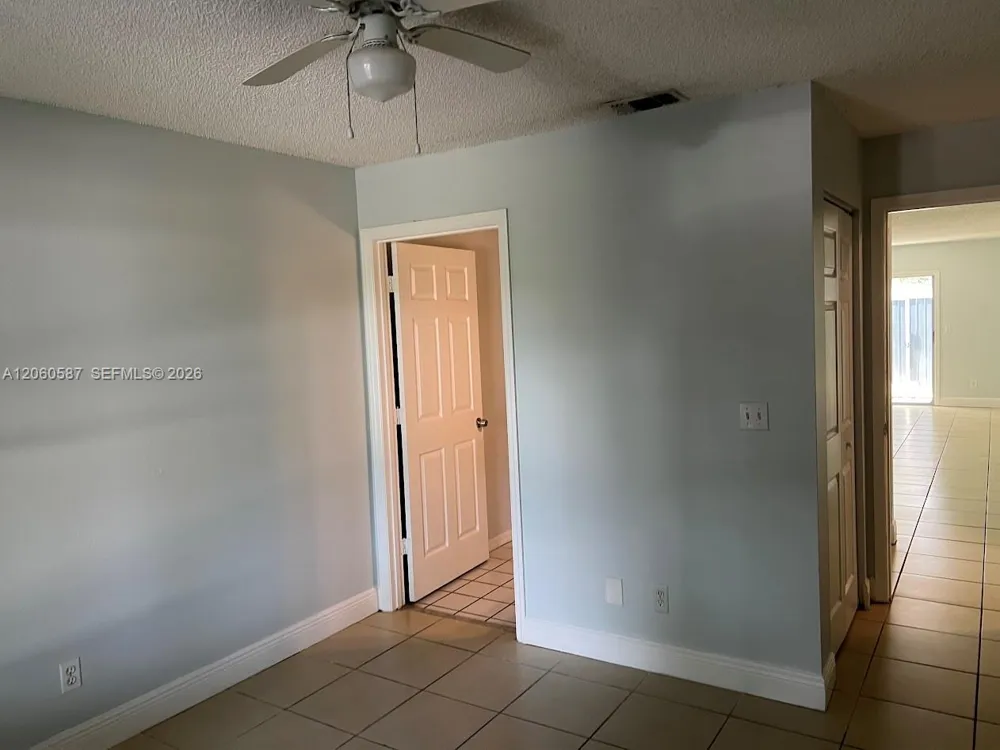 738 SW 9th St Florida City, FL 33034