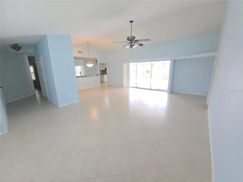 3601 GARDEN LAKES CLENET Bradenton, FL 34203