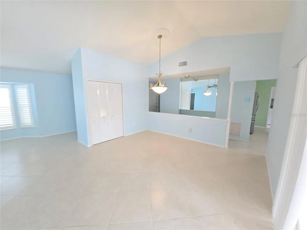 3601 GARDEN LAKES CLENET Bradenton, FL 34203