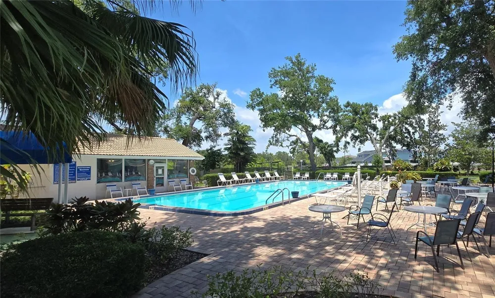 3601 GARDEN LAKES CLENET Bradenton, FL 34203