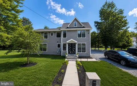 1211 LINTON LANE