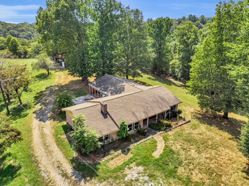 8455 Lewis Rd Nashville, TN 37221