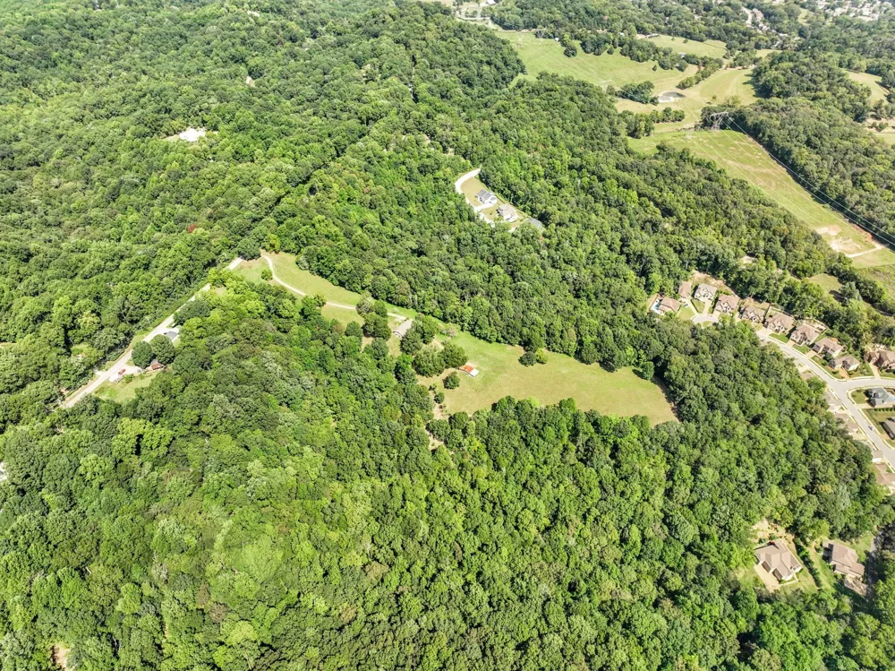 8455 Lewis Rd Nashville, TN 37221