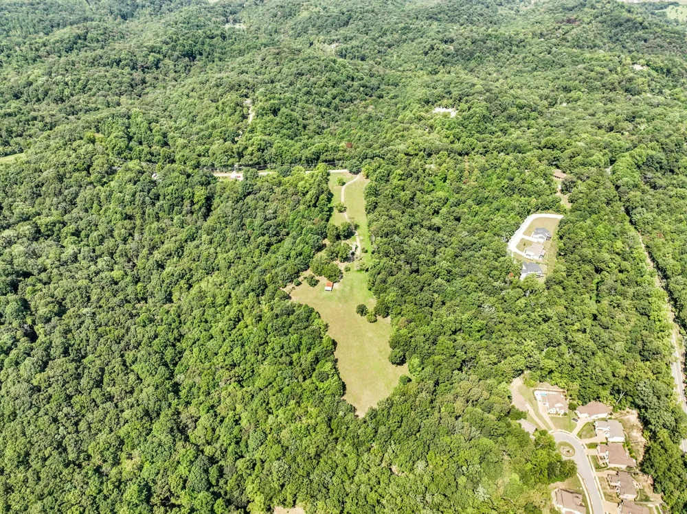 8455 Lewis Rd Nashville, TN 37221