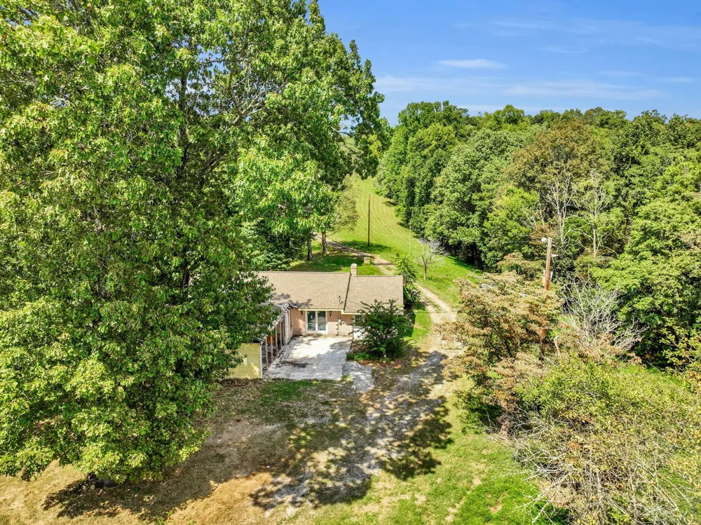 8455 Lewis Rd Nashville, TN 37221