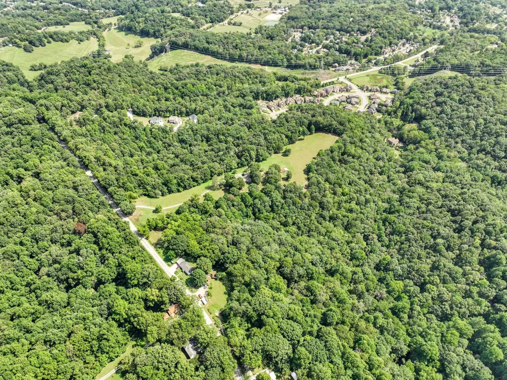 8455 Lewis Rd Nashville, TN 37221