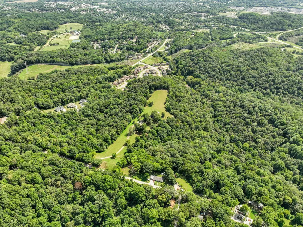 8455 Lewis Rd Nashville, TN 37221