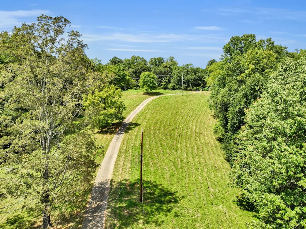 8455 Lewis Rd Nashville, TN 37221
