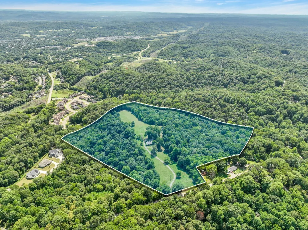 8455 Lewis Rd Nashville, TN 37221