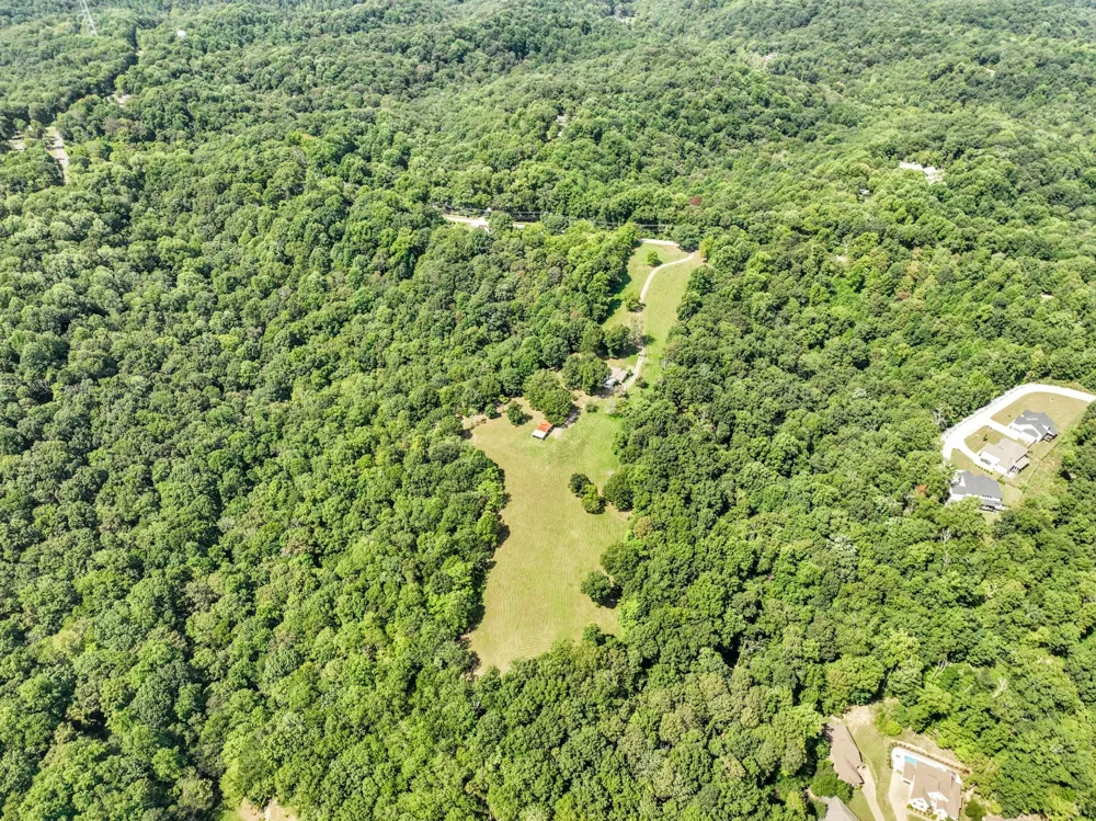 8455 Lewis Rd Nashville, TN 37221