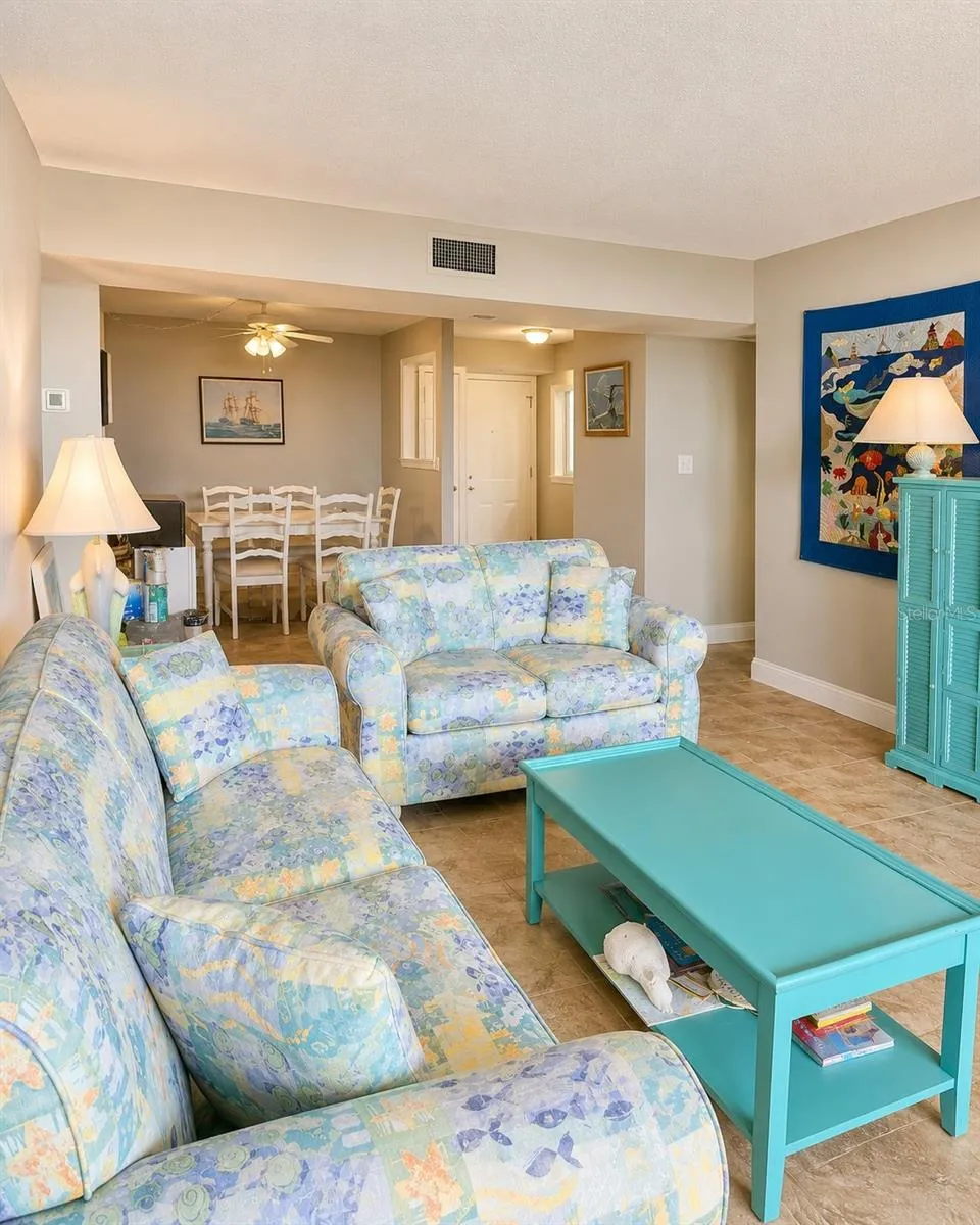 1 KEY CAPRI #102W Treasure Island, FL 33706