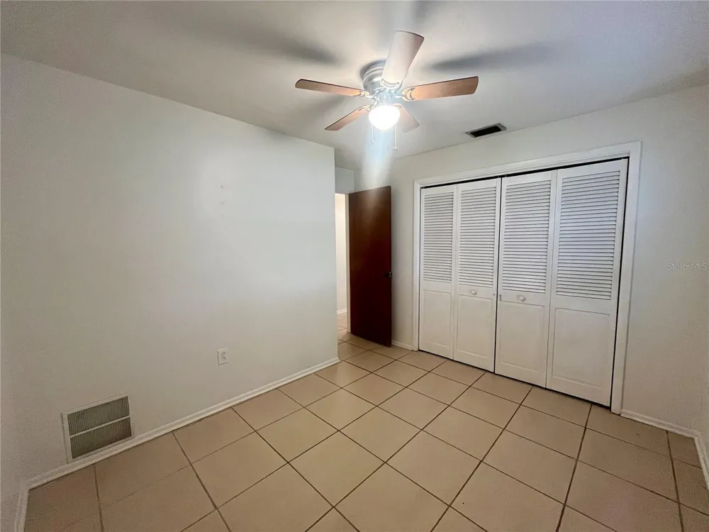 705 BAYOU AVENUE Tarpon Springs, FL 34689