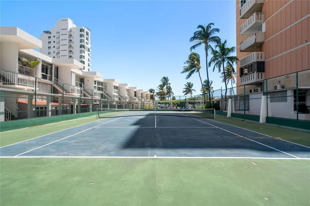 1479 AVENIDA ASHFORD #802 San Juan, PR 00907