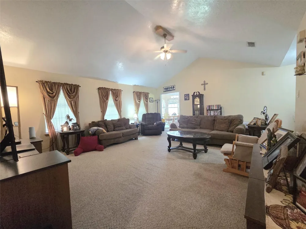 9703 Roda Drive Conroe, TX 77303