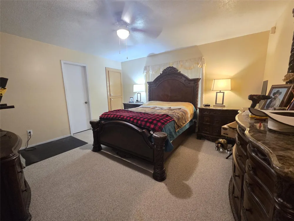 9703 Roda Drive Conroe, TX 77303