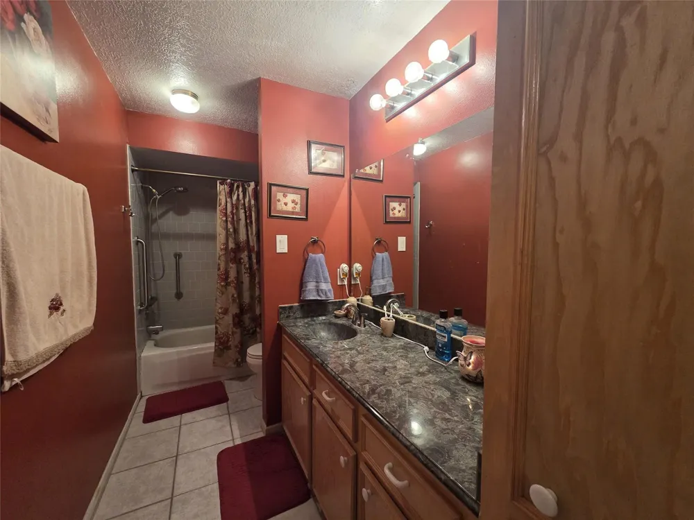 9703 Roda Drive Conroe, TX 77303
