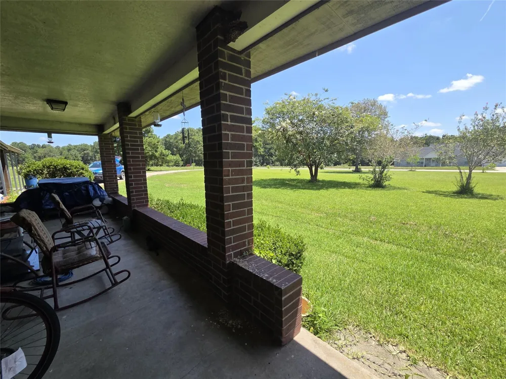 9703 Roda Drive Conroe, TX 77303