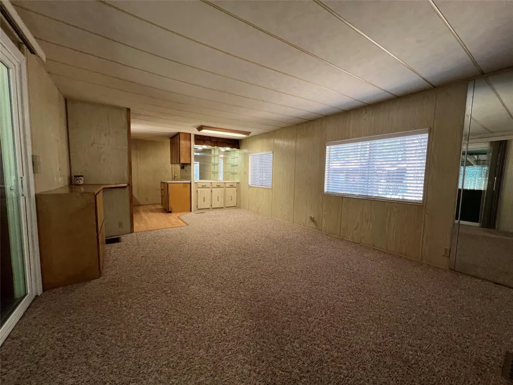 39 E Whippoorwill Lane Trinity, TX 75862