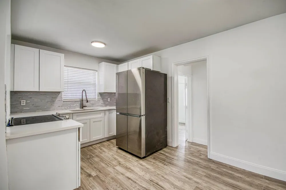 950 W 36th Street Riviera Beach, FL 33404