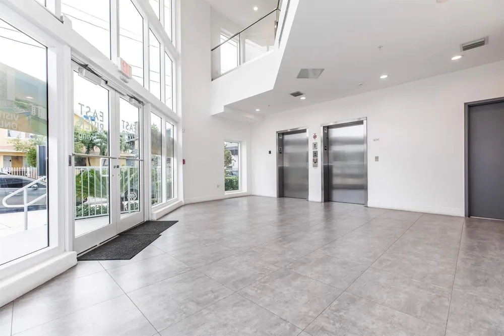 39 NW 7TH AVENUE #405 Miami, FL 33128
