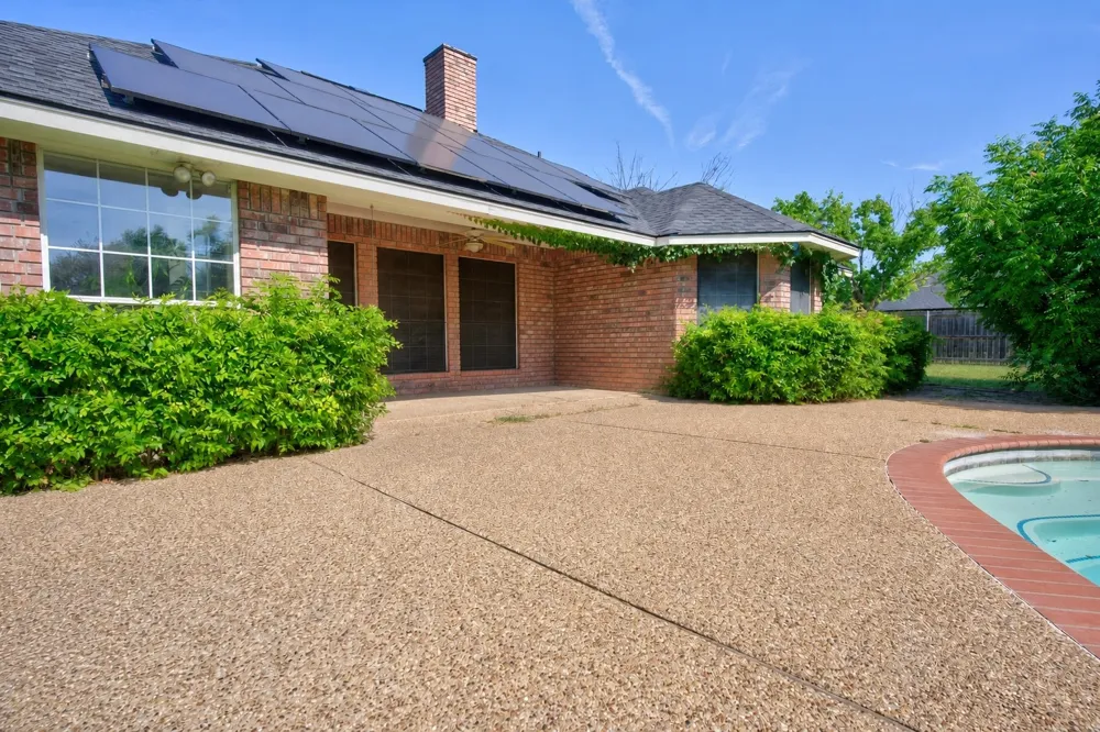 213 Diamond Oaks Drive Hudson Oaks, TX 76087