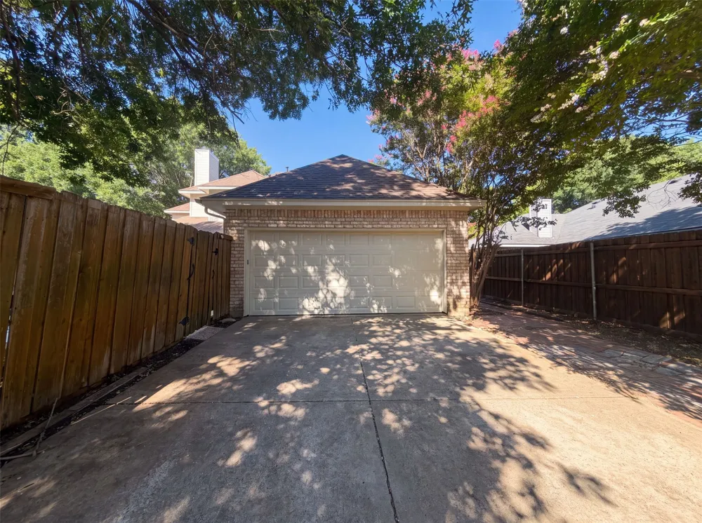 905 Ridgemont Drive Allen, TX 75002