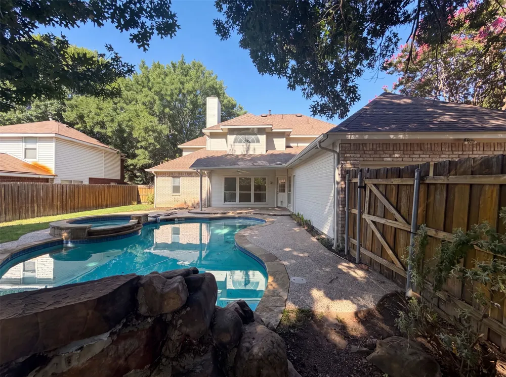 905 Ridgemont Drive Allen, TX 75002