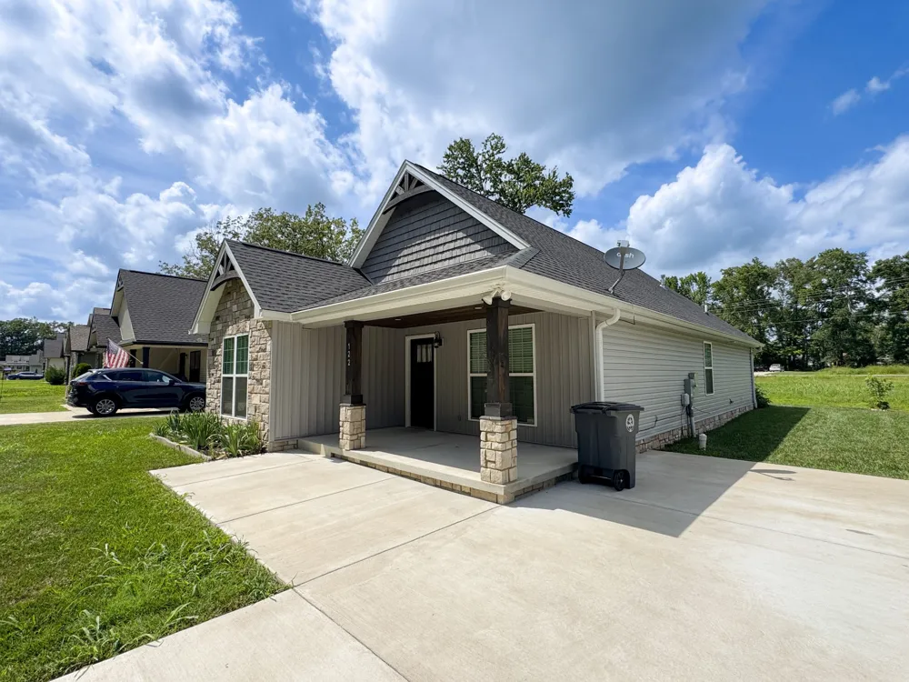122 Mazie Dr Lafayette, TN 37083