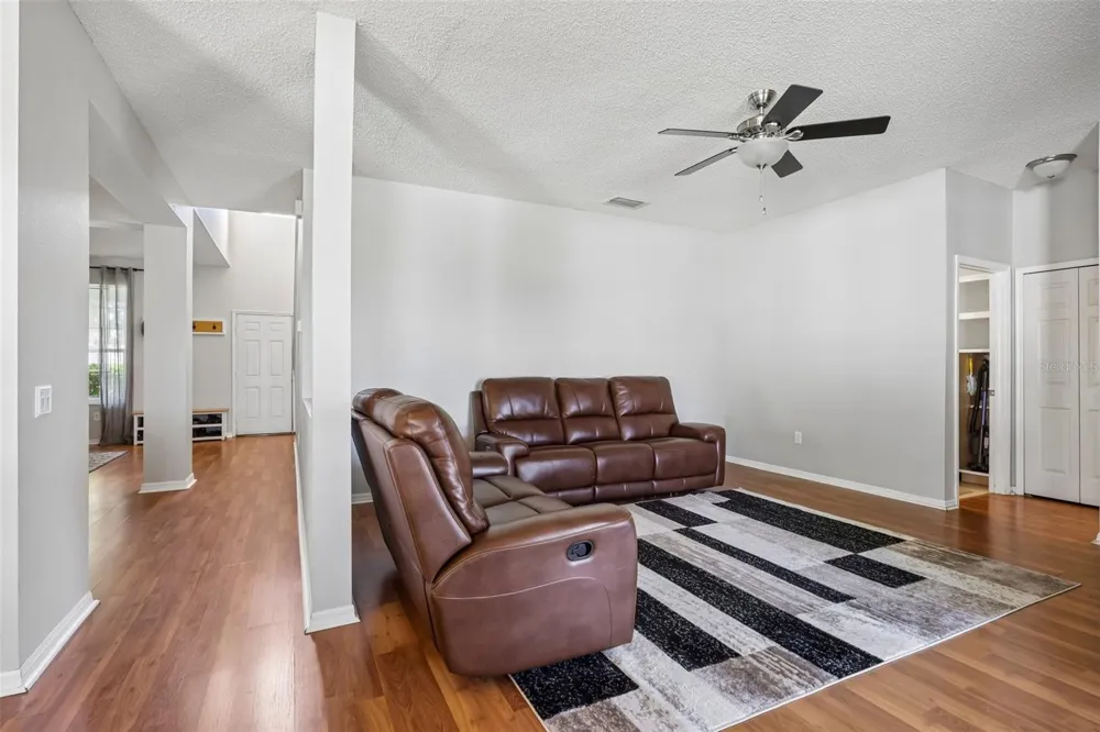 205 ROSANA DRIVE Brandon, FL 33511