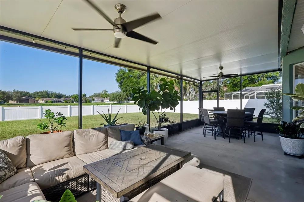 205 ROSANA DRIVE Brandon, FL 33511