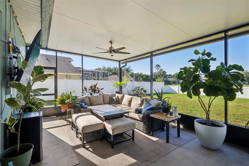 205 ROSANA DRIVE Brandon, FL 33511