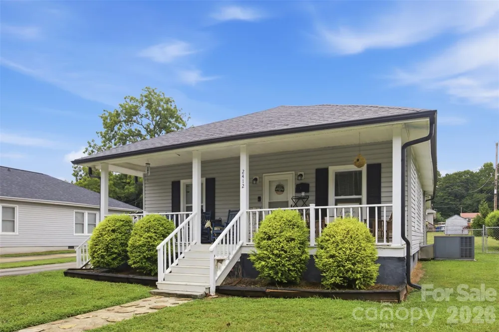 2412 Jackson Street Belmont, NC 28012