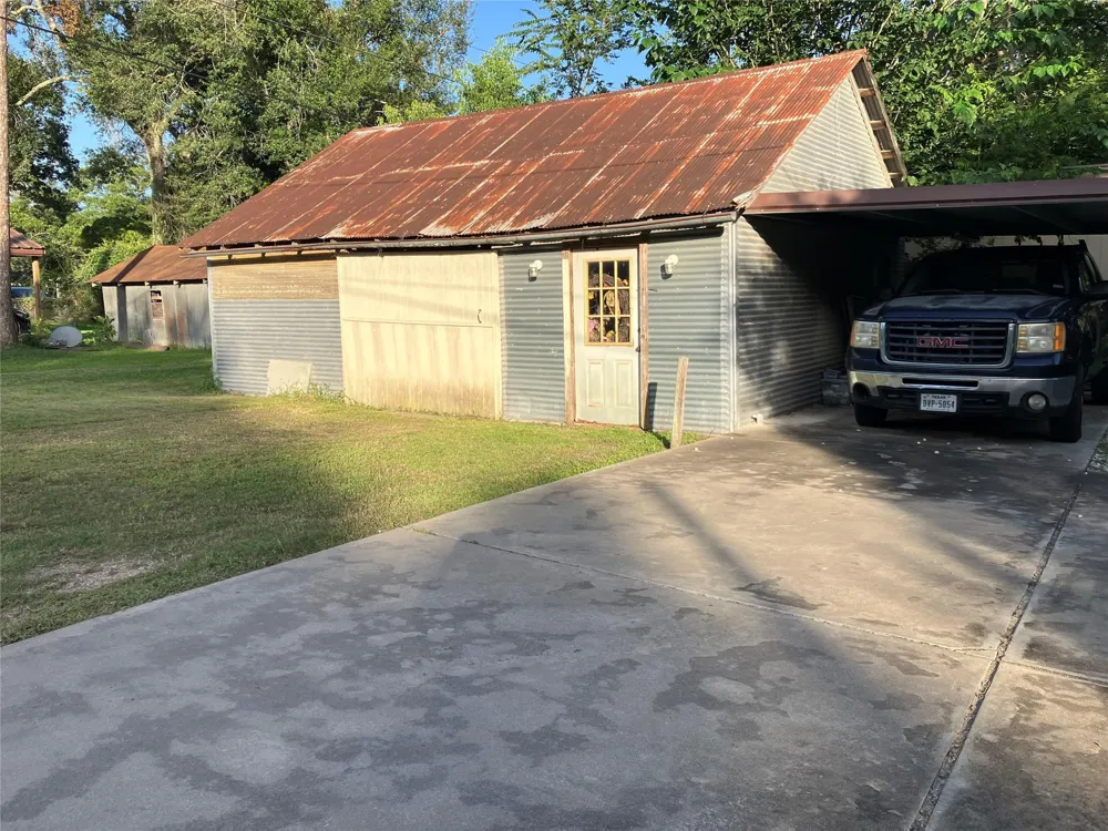 701 August Street El Campo, TX 77437