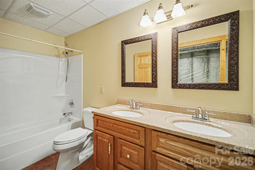 4910 Arden Gate Drive Iron Station, NC 28080